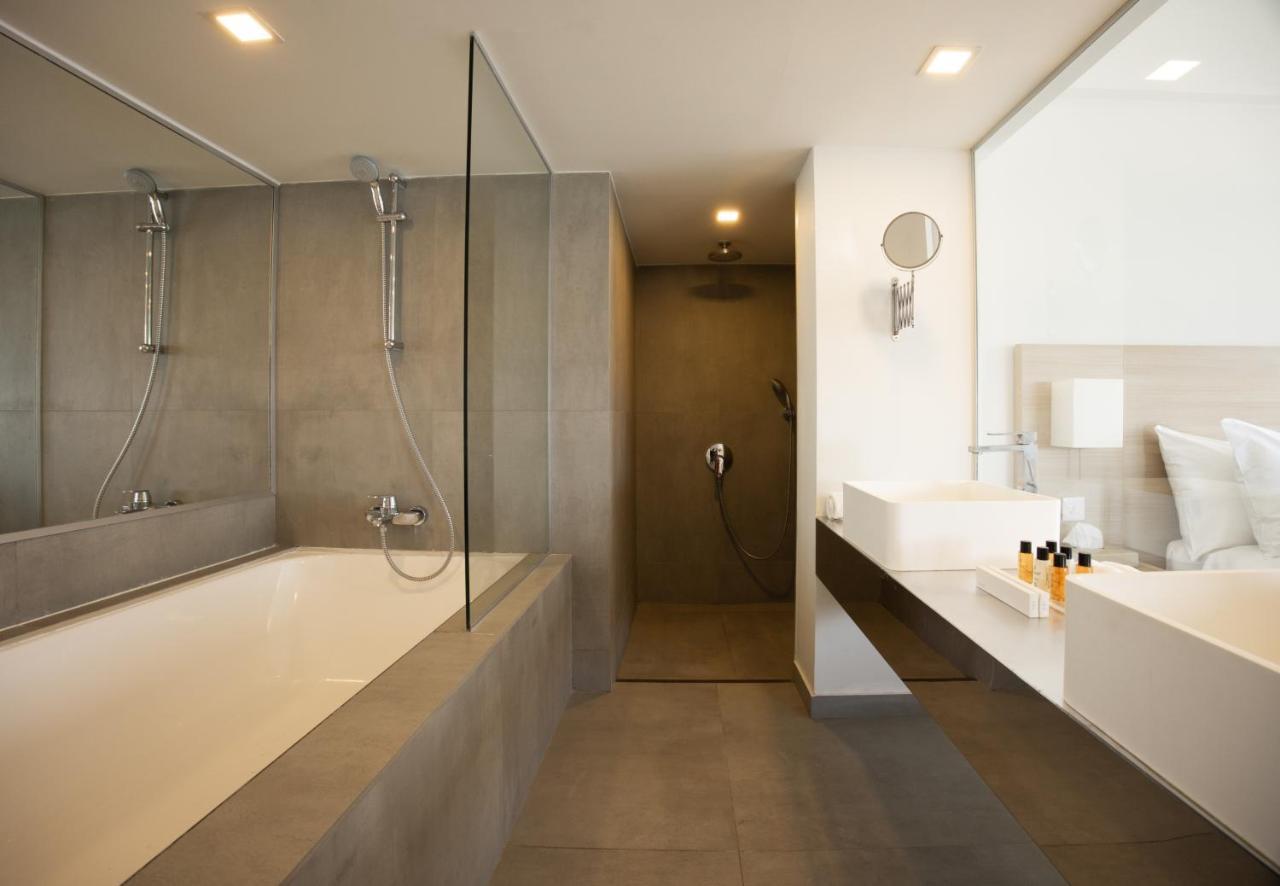 Executive Suite Sea View