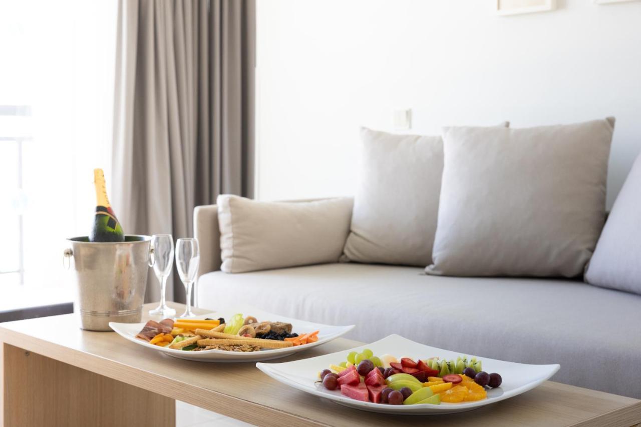 Executive Suite Sea View