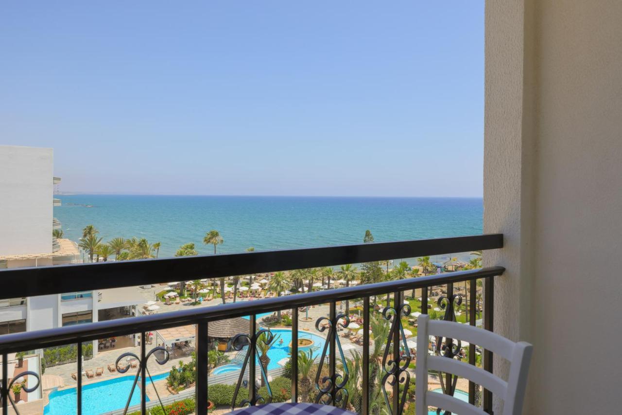 Executive Suite Sea View